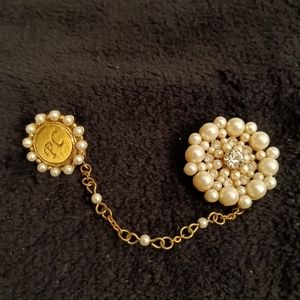 AVON President's Club Gold Tone Faux Pearls and Rhinestones dbl. Brooch pin